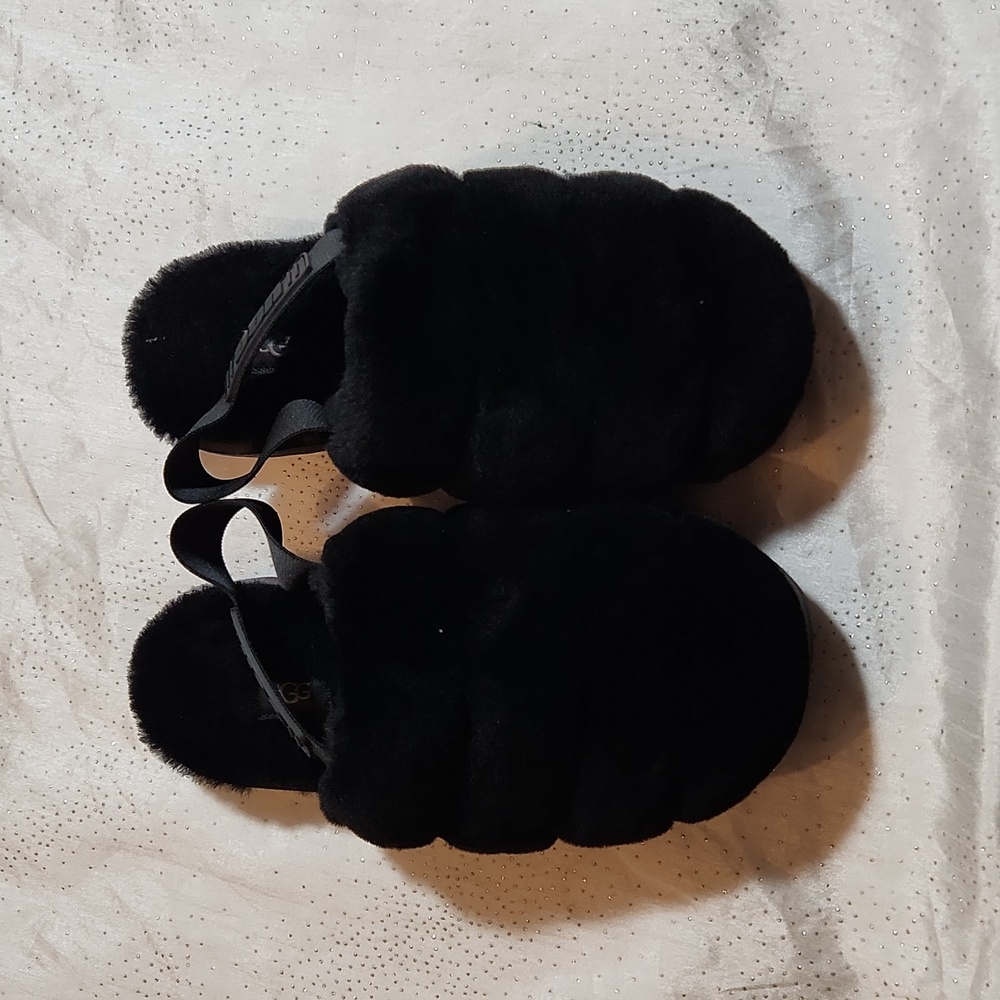 UGG Slingback slippers size Z